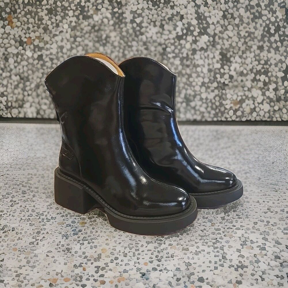 Black Heeled Boots